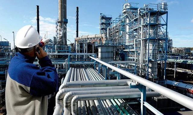 refinery-chemical-plant-n
